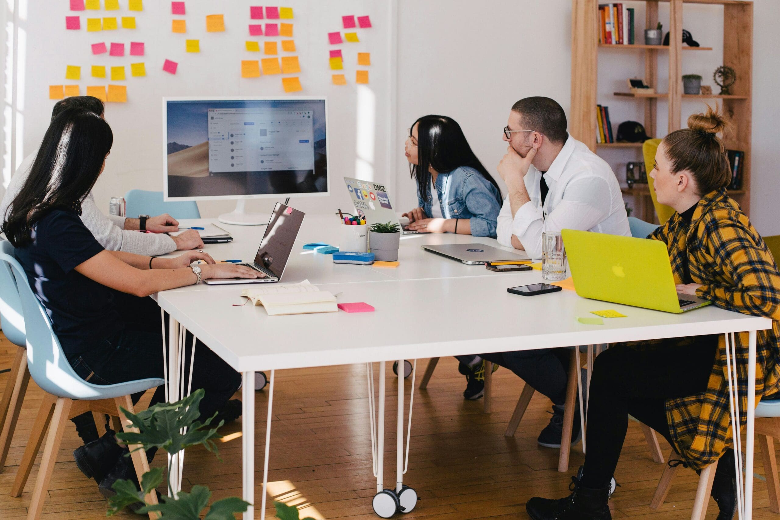 découvrez l'entreprise qui vous accompagne dans la réussite de vos projets professionnels avec son expertise et ses solutions innovantes.